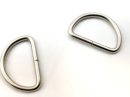 Anelli passanti a “D” per borse